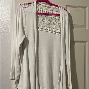 Chic White Lace Women's Cardigan
